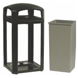 RUBBERMAID Trash Can: Landmark Series, 50 gal