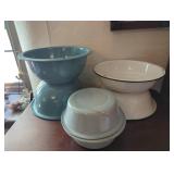Four Enamel Bowls in Multiple Sizes