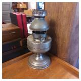 Metal Oil Lamp with Burner and Chimney