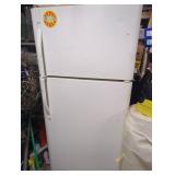 Kenmore Refrigerator, Top-Freezer Style, Fully Fun