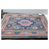 Handwoven Geometric Pattern Area Rug with Multicol