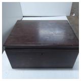 Wooden Humidor With Dividers and Lockable Lid