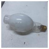 High-Intensity Discharge (HID) Light Bulb with E39
