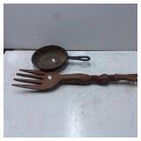 Large Wooden Fork and Cast Iron Pan Set