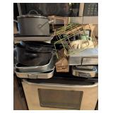 Kitchenware Lot Including Waffle Maker, Electric K