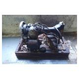 Singer Manual Sewing Machine Base in Rusted and De