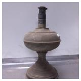 Metal Oil Lamp Base with Chimney Fitting