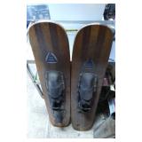 Voit TX550 Wooden Water Skis with Bindings, 3ft 8i