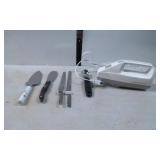 Hamilton Beach Electric Knife with Assorted Kitche