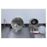 Two Metal Reflector Heat Lamps with Bulb and Corde