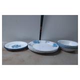Blue-and-White Floral Ceramic Dinnerware Plates an