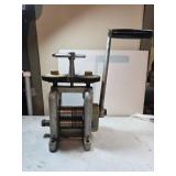 Manual Jewelry Rolling Mill with Gear-Driven Crank