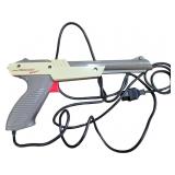 1985 Nintendo Zapper Light Gun for NES Gaming Cons