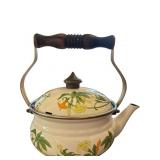 Enamel Tea Kettle with Floral Deb1692n and Wood Ha