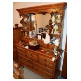 Dresser & Mirror