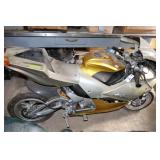 Crotch rocket