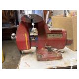 Wilton Bench Vise