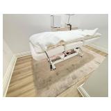 MASSAGE TABLE W/ COVER & HEATING PAD