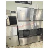 MANITOWOC ICE MAKER W/ HOTEL DISPENSER