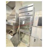 NEAT!  BEVERAGE AIR HEATED HOLDING CABINE