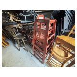 LOT - WOODEN HIGH CHAIRS