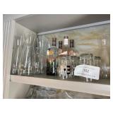 LOT - ASSORTED GLASSWARE