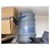 PLASTIC ICE TOTE W/ HANGER