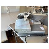 HOBART 2612 DELI SLICER - WORKING