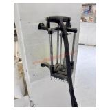 WALL-MOUNTED FRY CUTTER