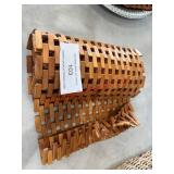 WOODEN TABLE RUNNER