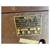 ROCK-OLA #440 JUKE BOX W/ RECORDS