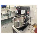 AVANTCO 8 QUART MIXER