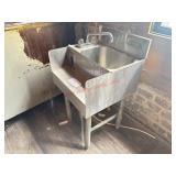 S/S BAR BLENDER STATION SINK W/ OUTLET