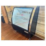 MOTAK DELI DISPLAY CASE - LIKE NEW