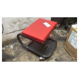 FRYER CLEANING STOOL W/ WHEELS