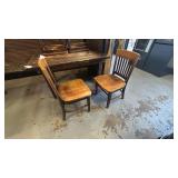 (4) WOODEN DINING CHAIRS