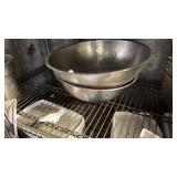LOT - LARGE S/S MIXING BOWLS