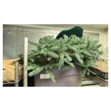 ARTIFICIAL CHRISTMAS TREE W/ BASE