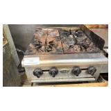 WELLS (4) BURNER HOT PLATE - NATURAL GAS
