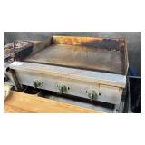 SATURN 36' GRIDDLE - NAT GAS.