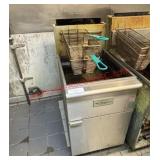 SUPERA 90# GAS FRYER - WORKING