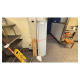 AVANTCO S/S OVERSHELF SYSTEM - NEW, OLD STOCK