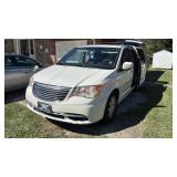 2013 CHRYSLER 'TOWN & COUNTRY' VAN