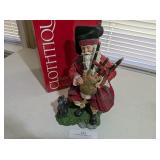 CLOTHTIQUE SANTA CLAUSE - BAG PIPER