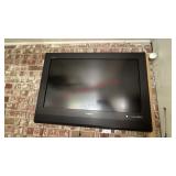 SANYO TV W/ WALL BRACKET