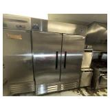 ARCTIC AIR 2 DOOR REFRIGERATOR - WORKING