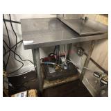 S/S PREP TABLE - 30 X 30
