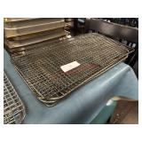 LOT - S/S PAN DRAINS