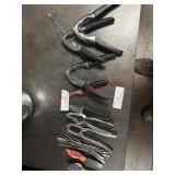 LOT - CRACKERS & SEAFOOD FORKS