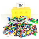LEGO Toy Lot - 3 LB 2 OZ w/ Tote